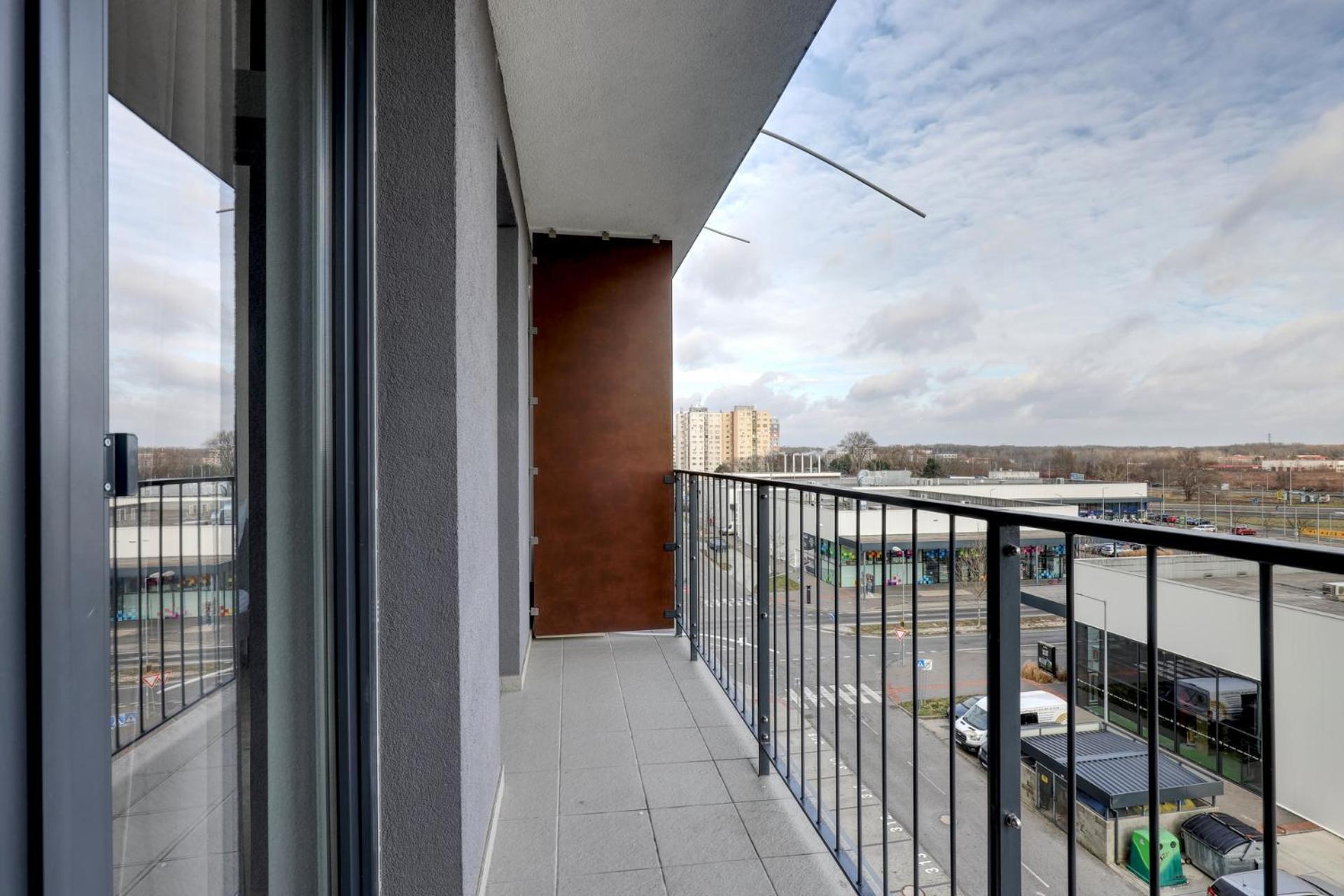 Star Cozy Apartment In A Modern Neighborhood Bratislava Dış mekan fotoğraf